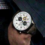 ساعت ای وی ایت مدل AV-4011-0B